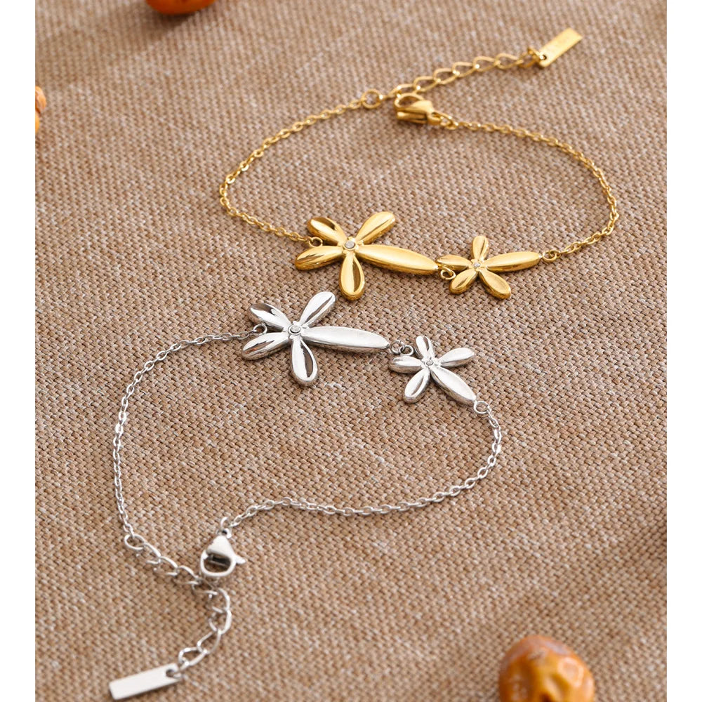 Waterproof Flower Charm Bracelet