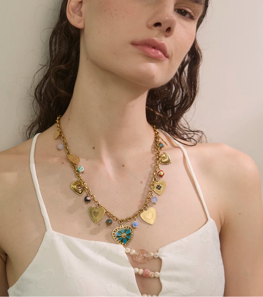 Exquisite Gold Heart Drop Charm Necklace