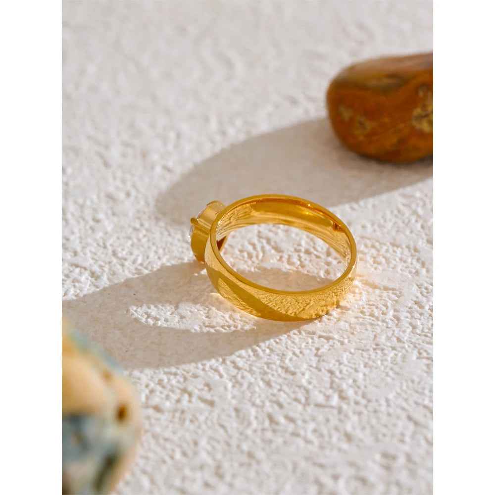 Nova Water Drop Ring